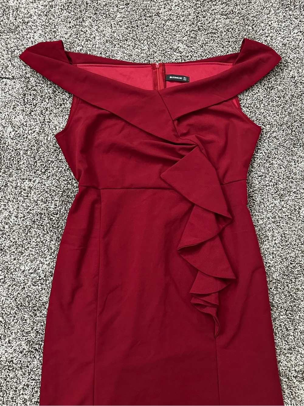 BloomChic Red Evening Gown (size 14) - Picture 8 of 9